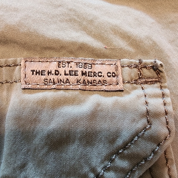 Lee Extreme Motion Shorts, Size 52 - Picture 7 of 7